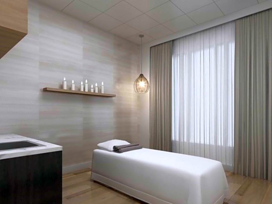 The Chattanoogan Hotel, Curio Collection By Hilton