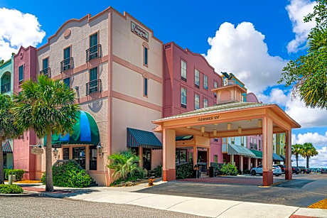 Hampton Inn & Suites Amelia Island-Historic Harbor Front