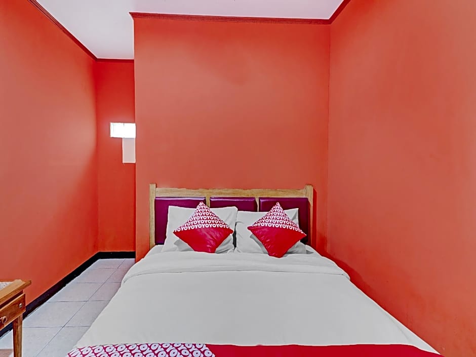 OYO 90454 Adinda Homestay Cibodas Lembang