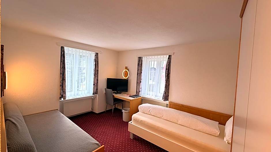 Hotel Heilquelle-Leukerbad-Therme