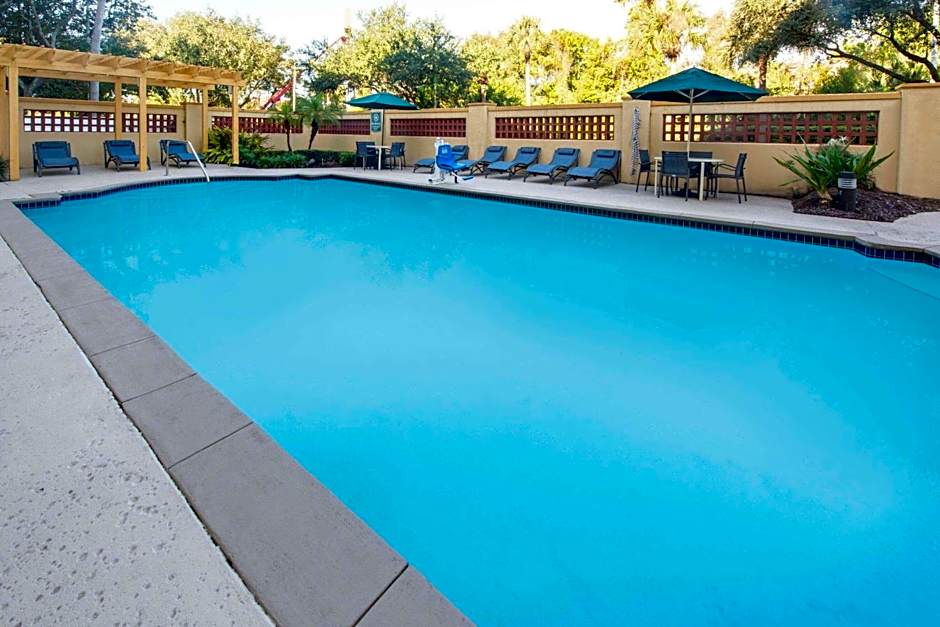 La Quinta Inn & Suites by Wyndham Tampa Brandon Regency Park