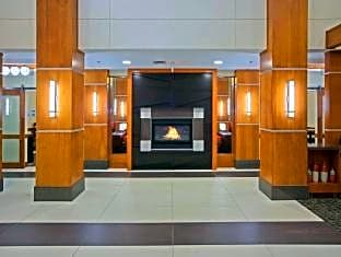 Holiday Inn Express Hotel And Suites Columbus Edinburgh By IHG
