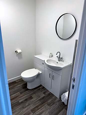 Deluxe Double Room with Shower