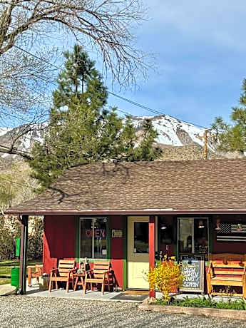 Andruss Motel