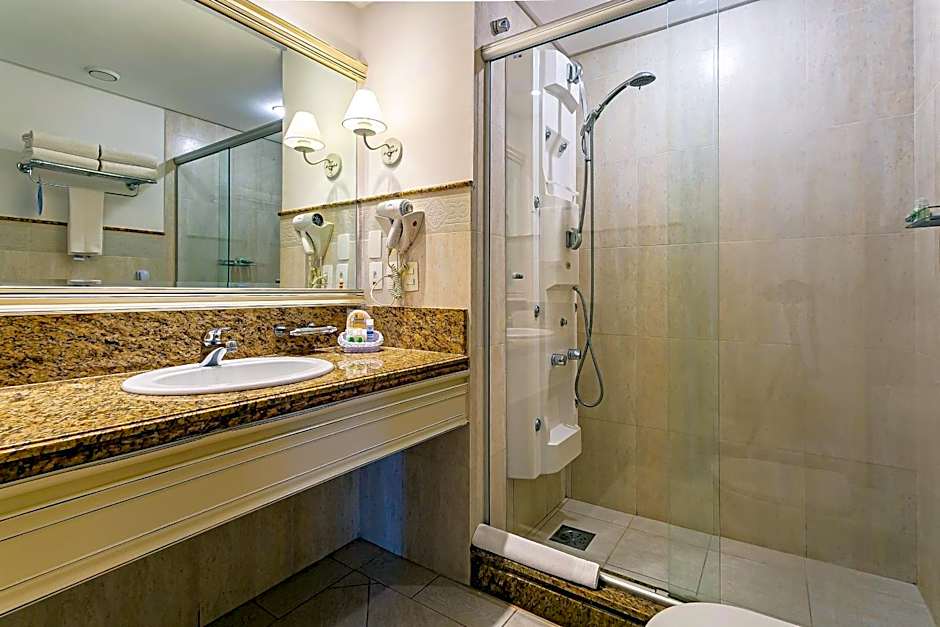 Beachfront Studios at IL Campanario Resort ILCTOP