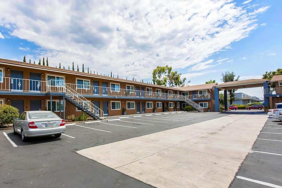 Rodeway Inn Escondido Downtown