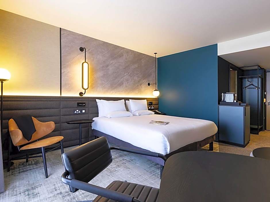 Novotel Liverpool Paddington Village