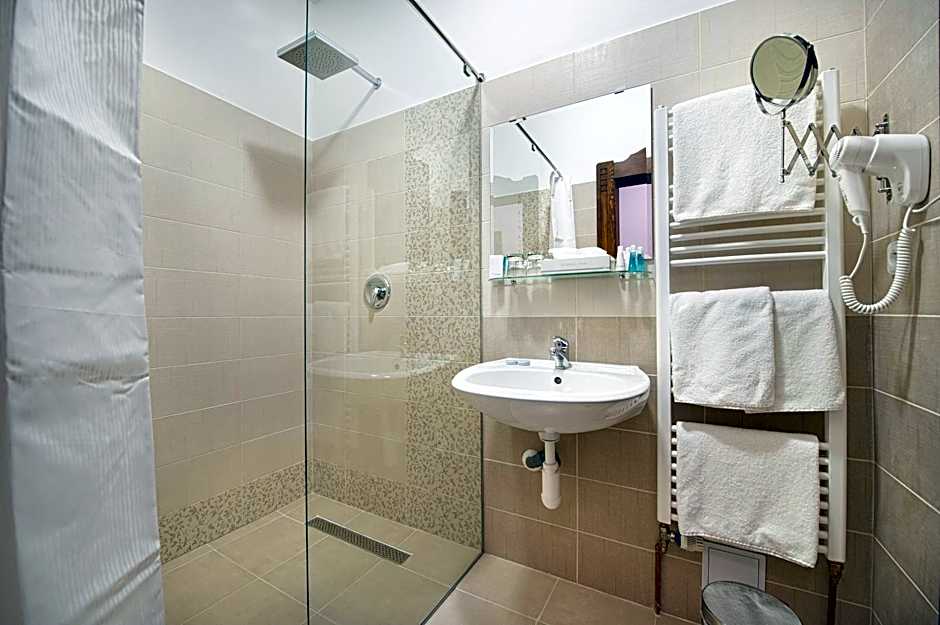 Brioni Boutique Hotel 4*