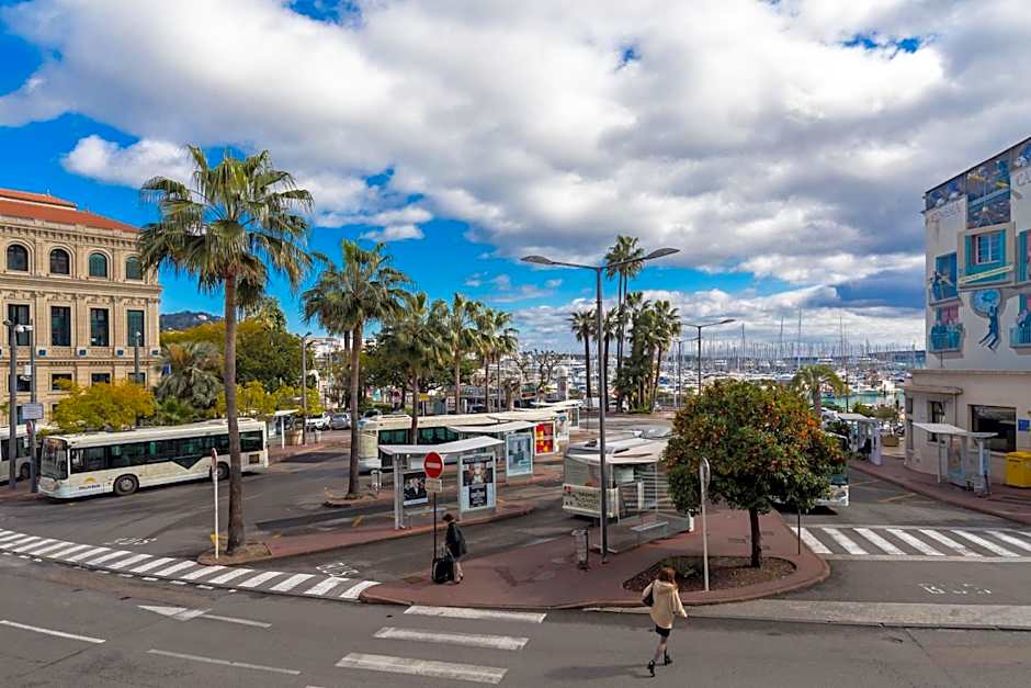 Studio Port – Cannes, CT
