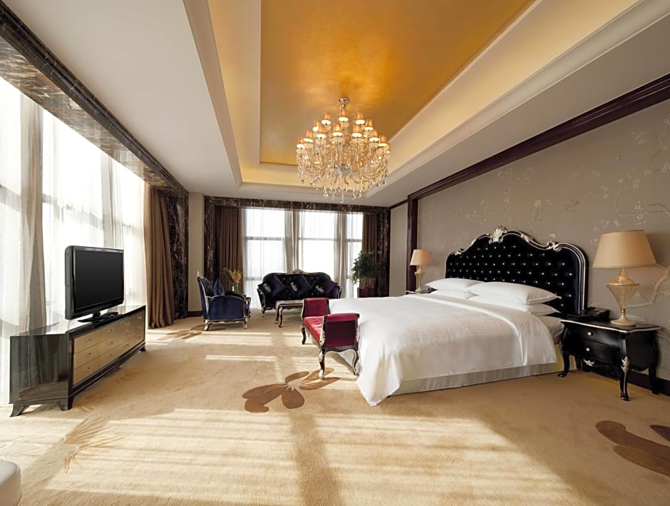 Photo 1 of 9 of Presidential 2 Bedroom Suite, Whirlpool, City View, Top Floor