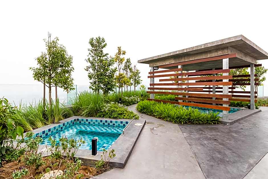 Eko Cheras Premium Suite