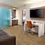 Cambria Hotel Phoenix Chandler - Fashion Center