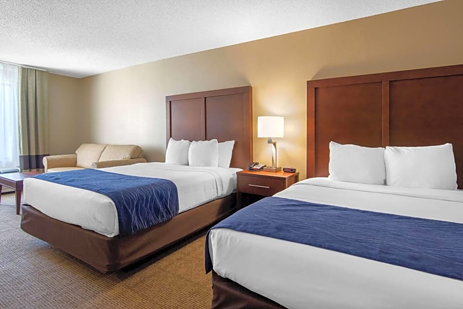 Comfort Inn & Suites Milford / Cooperstown
