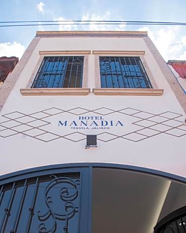 HOTEL MANADIA