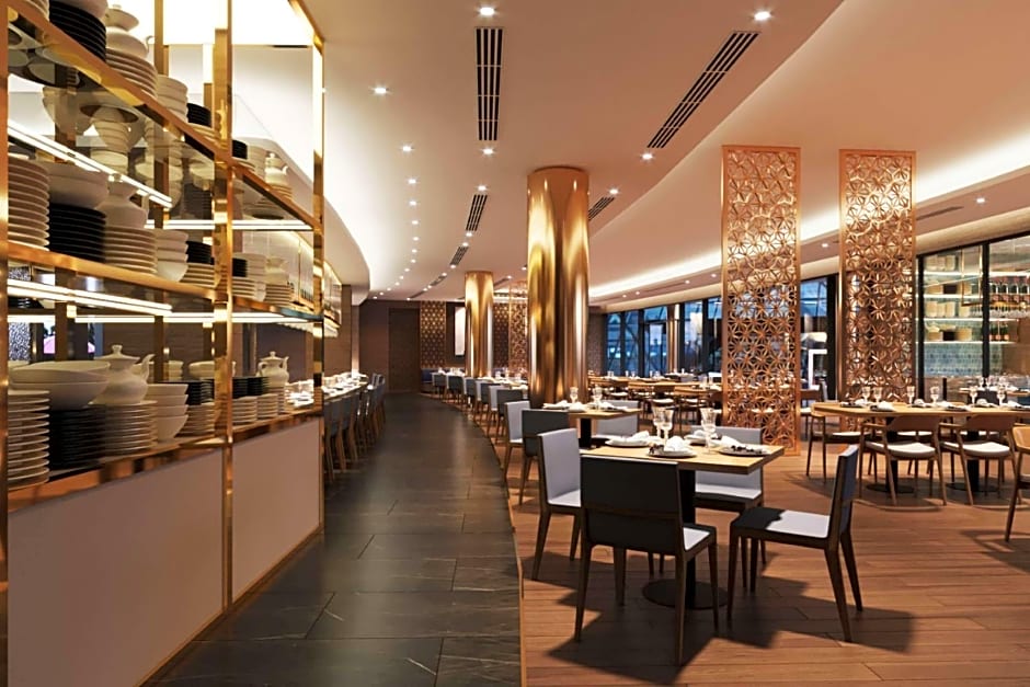 Wyndham Grand KN Paradise Cam Ranh