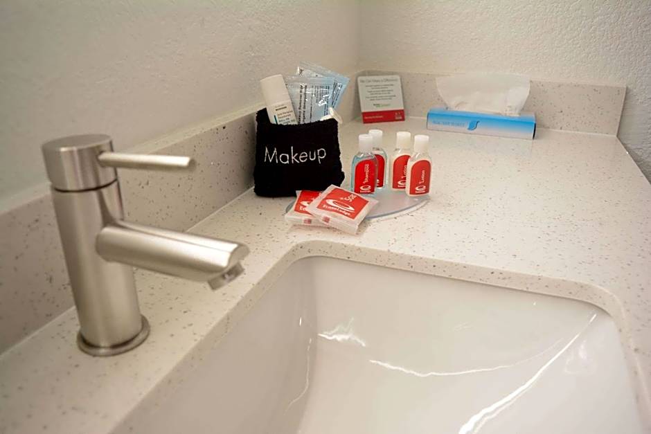 Econo Lodge Cleveland Southeast - Kent