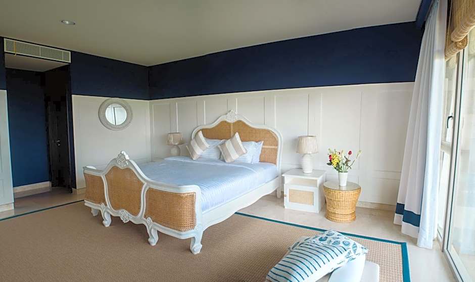 Luxury Apartment at AYANA Residences