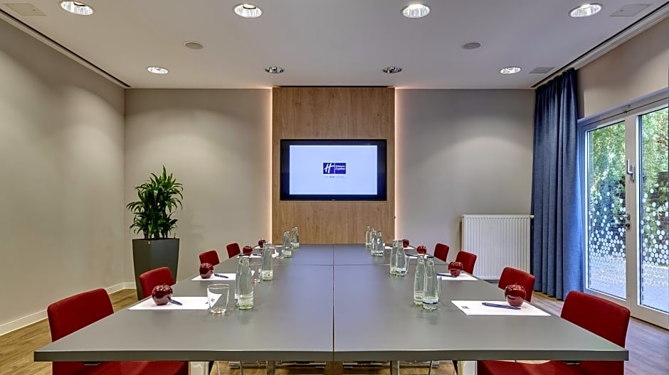 Holiday Inn Express Cologne Mülheim By IHG