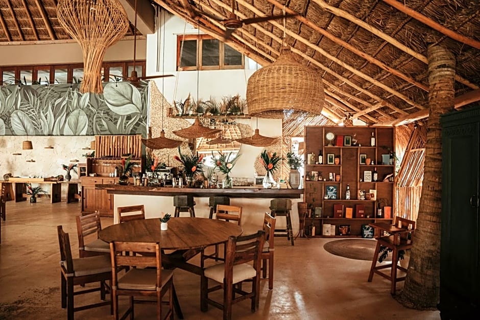 Petit Lafitte Beach Front Hotel & Bungalows