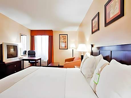 Leisure King Bed