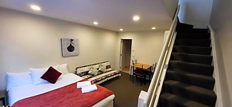 Baden Lodge Motel - PRIVATE SPA Bath