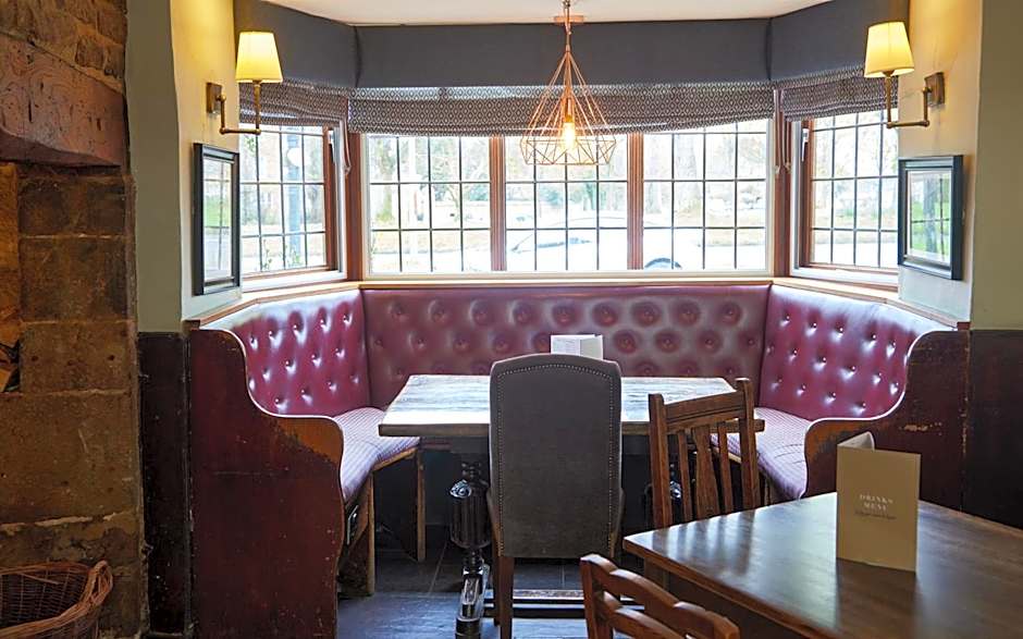 Red Lion Hotel by Greene King Inns