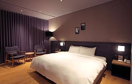 Pet Friendly Quadruple Room