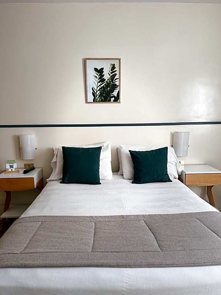 Alpino Hotel