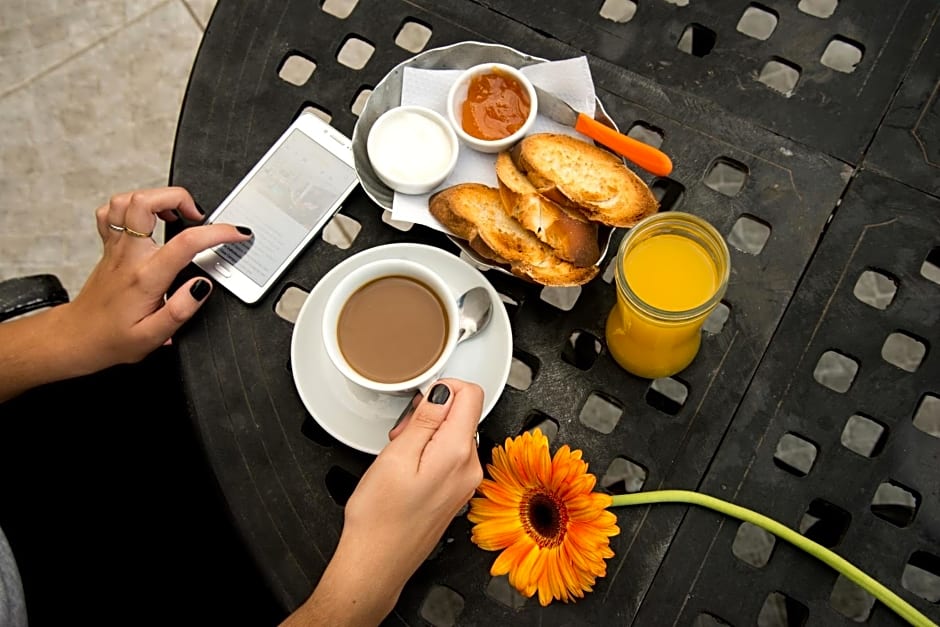 Casa Campus Pilar Suites