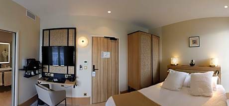 King Room with Sea View  and Spa Access (reservation needed)