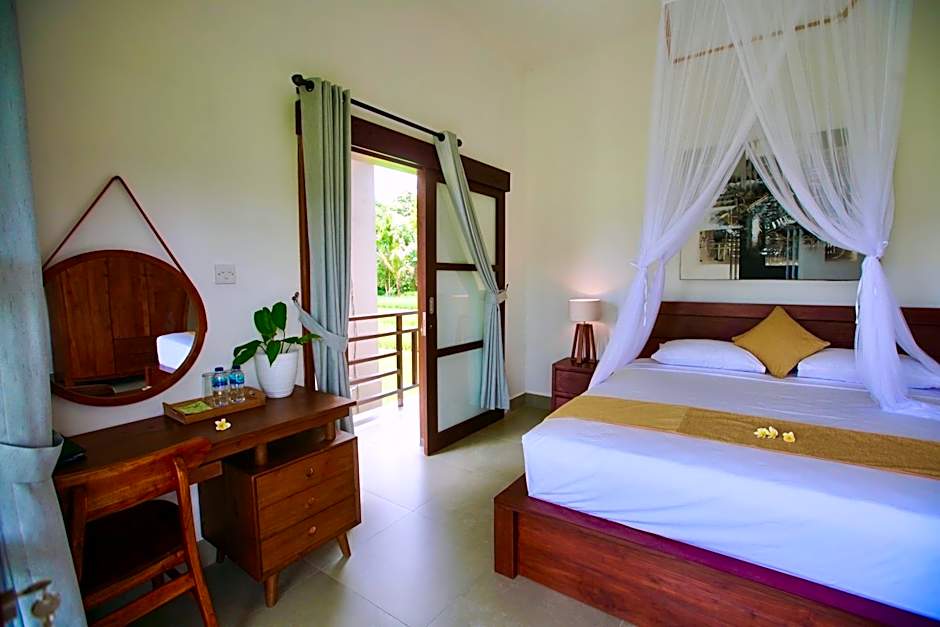 Ume Dukuh Home Sidemen