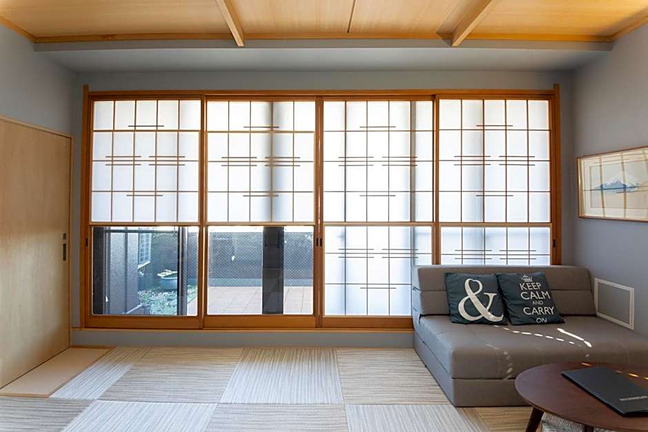 灯光旅館 Light hotel