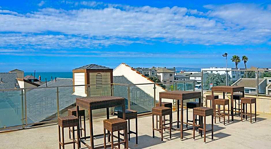 Ocean Surf Inn & Suites