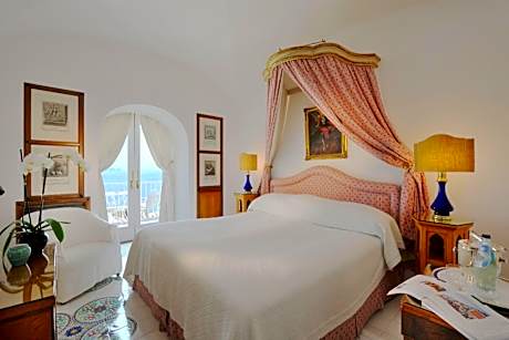 Classic Double Room with Sea View