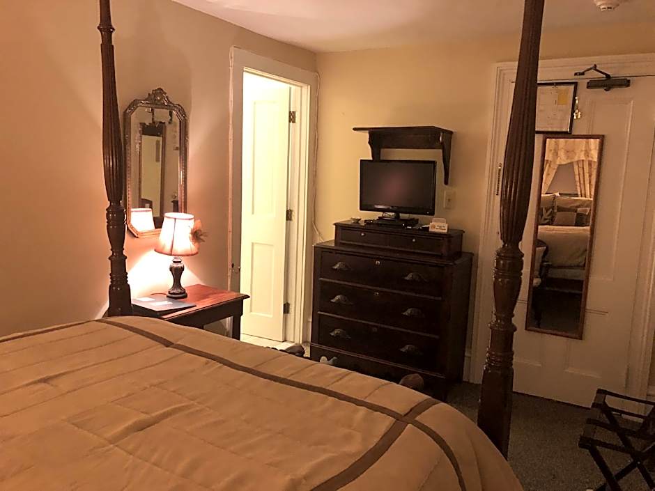 Alpine Haus Bed & Breakfast Inn