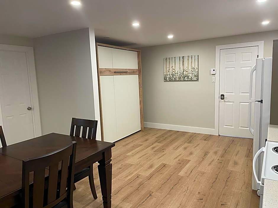 Photo 1 of 12 of Apartment