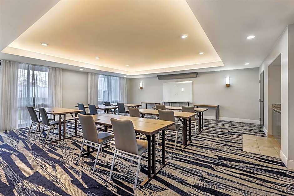 Best Western Plus Elgin - Chicago