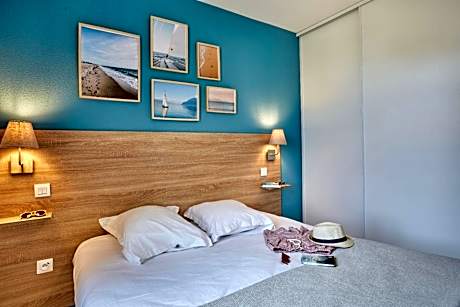 Two-Bedroom Apartment (6 Adults)