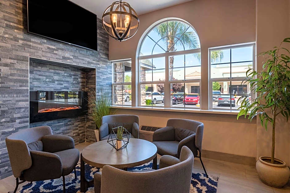 Microtel Inn & Suites By Wyndham Tracy