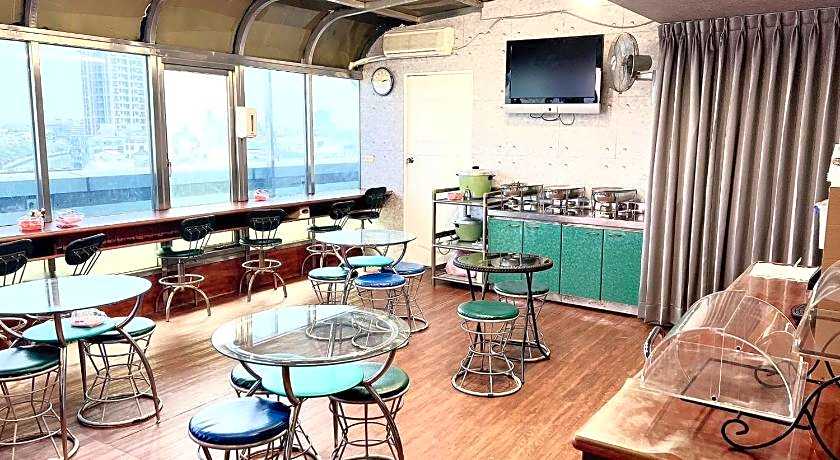 Blue sky Business hotel