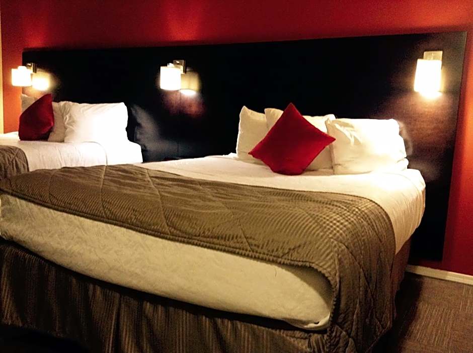 Super 8 by Wyndham West Kelowna BC