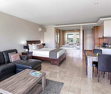 Oaks Santai Resort Casuarina