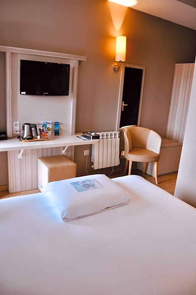 Kyriad Toulouse Sud - Roques