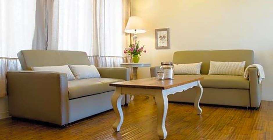 The White Chalet Boutique