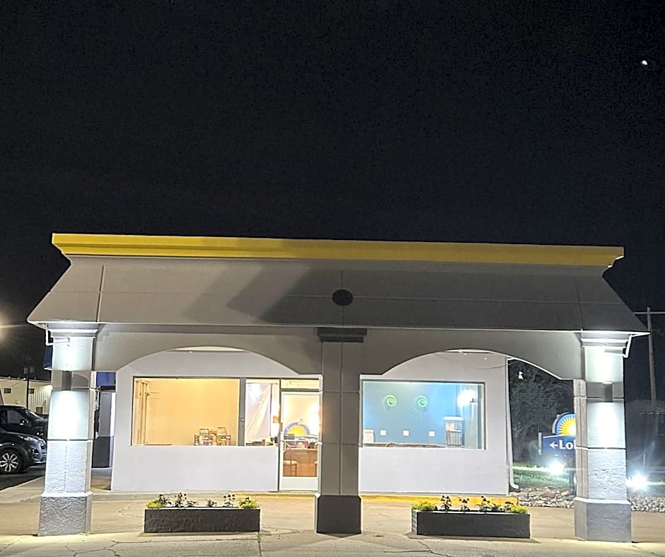 Days Inn by Wyndham Salina South