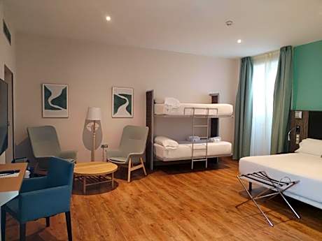 Superior Quadruple Room