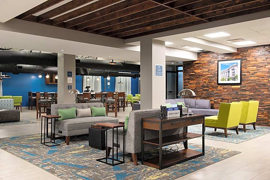 Four Points by Sheraton Omaha Midtown – Omaha, NE