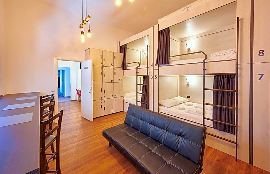 SECRET boutique Hostel