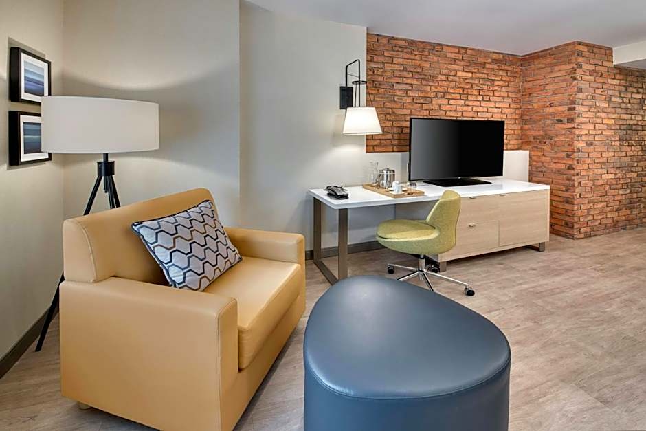 The Insignia Hotel, Sarnia, a Tribute Portfolio Hotel