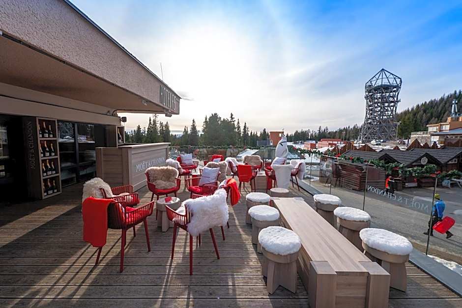 Hotel FIS